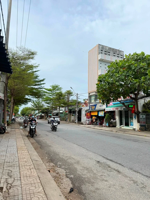 Bán nhà 2 phòng ngủ 100m2 Cao Thắng Đà Lạt 4.2 tỷ enao