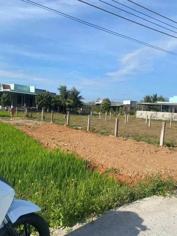 Bán lô thổ cư 108.2m2 Hàm Liêm Lâm Đồng 630 triệu