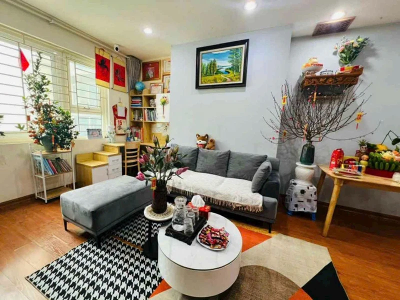 Bán nhà lầu mới 140m² gần chợ, trường học 1 tỷ 750 870mv