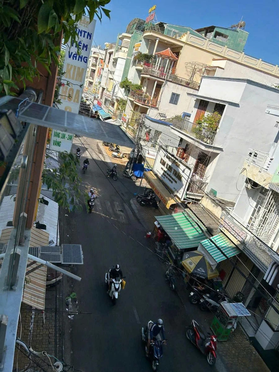 Bán nhà 1 trệt 3 lầu MTKD Nguyễn Huệ Phan Thiết 68m2 - Ảnh thu nhỏ 4