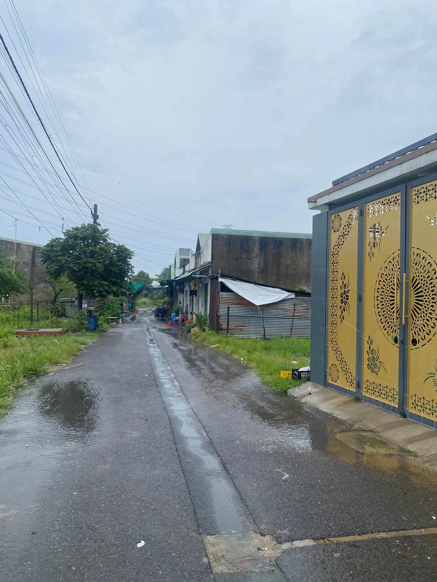 Bán nhà 1 trệt 1 lầu 100m2, 3PN, sân ô tô, sổ riêng tại Changshin Tân Triều, Đồng Nai - Ảnh thu nhỏ 4