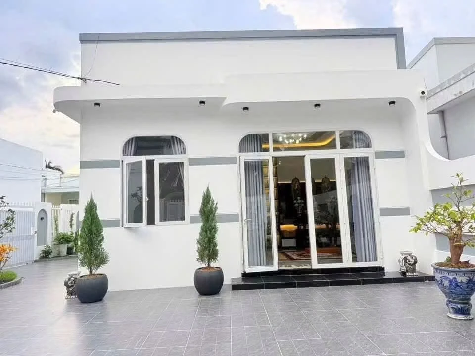 Biệt thự sân vườn 363m² Phú Tân, Bến Tre, 2.7 tỷ - Ảnh 1