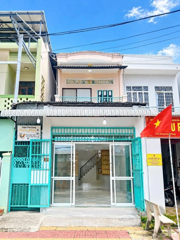 Bán nhà mặt tiền Quang Trung, Rạch Giá, 114m2, 2.7 tỷ