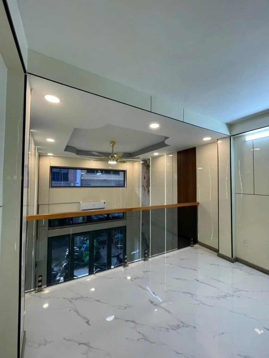 Bán nhà 2 tầng Lê Hồng Phong Quận 5 31.5m² 5 tỷ - Ảnh thu nhỏ 2