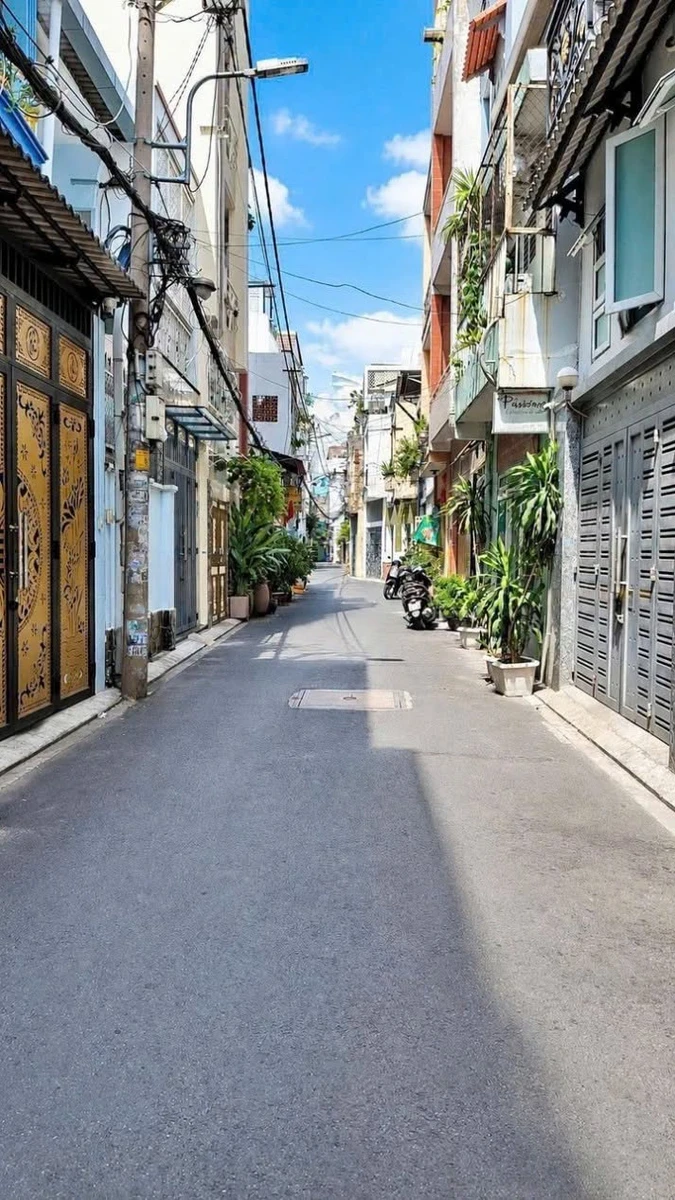 Bán nhà mặt tiền 45m2, 3PN, giá 5 tỷ, Phường 12, Tân Bình - Ảnh 1