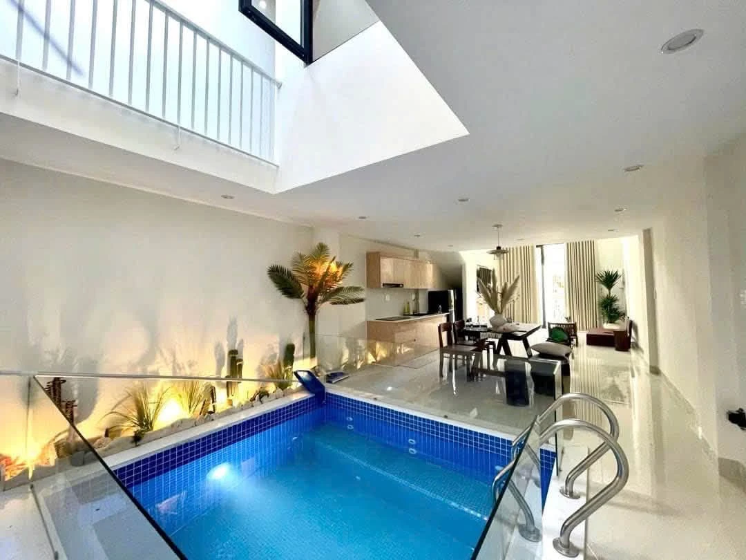 Bán nhà homestay mặt tiền đường Tân Thái, gần biển Mân Thái, 90m², 3PN, hồ bơi, khoảng 12 tỷ - Ảnh thu nhỏ 2