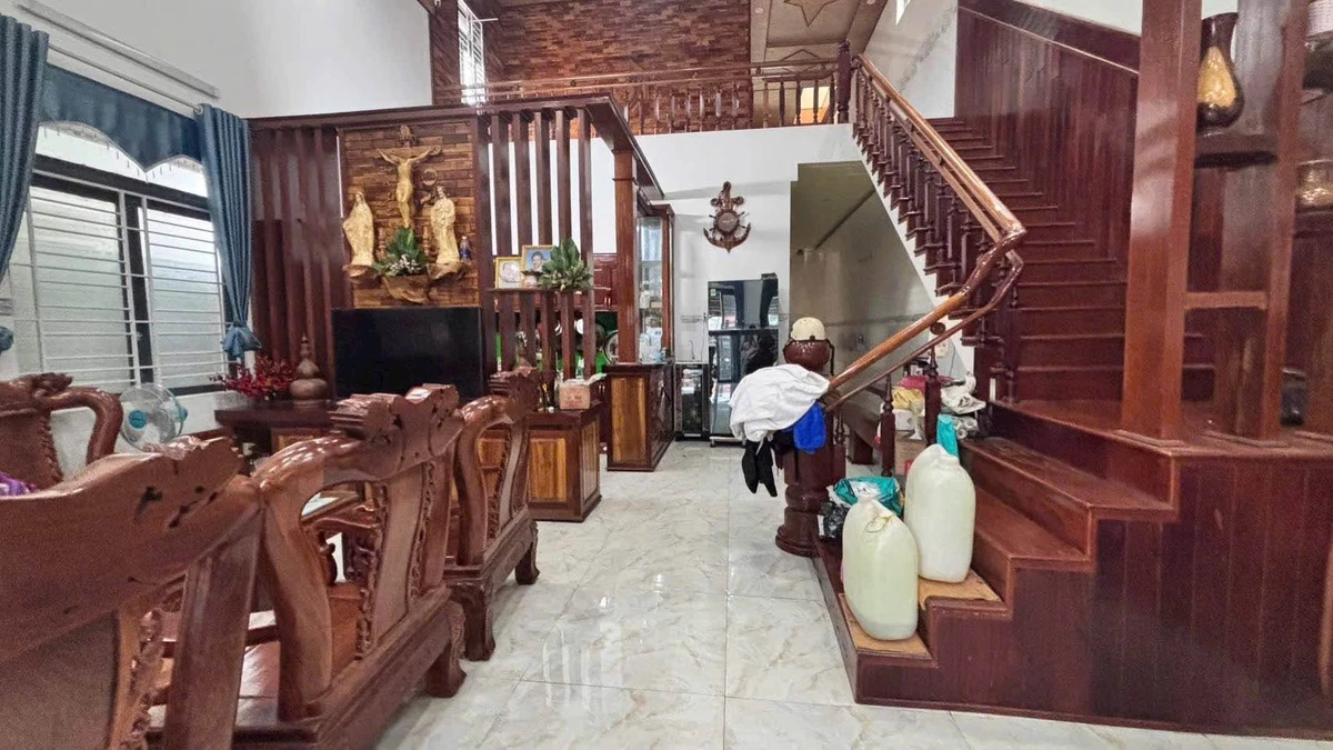Bán nhà mặt tiền Trần Nhân Tông 200m² Quận 5 - Ảnh thu nhỏ 2