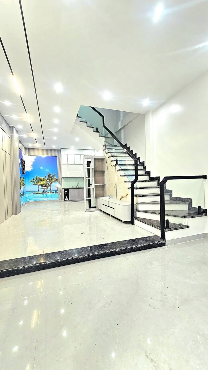 Bán nhà 3 tầng 45 m2, 3 PN, sổ đỏ Trần Nguyên Hãn Bình Tân - Ảnh thu nhỏ 2
