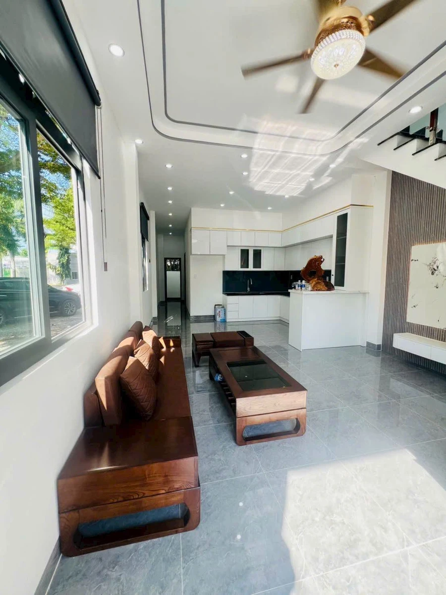 Bán nhà trệt lầu mái thái Phú Mỹ 110m² 3 phòng ngủ 3.9 tỷ - Ảnh thu nhỏ 5