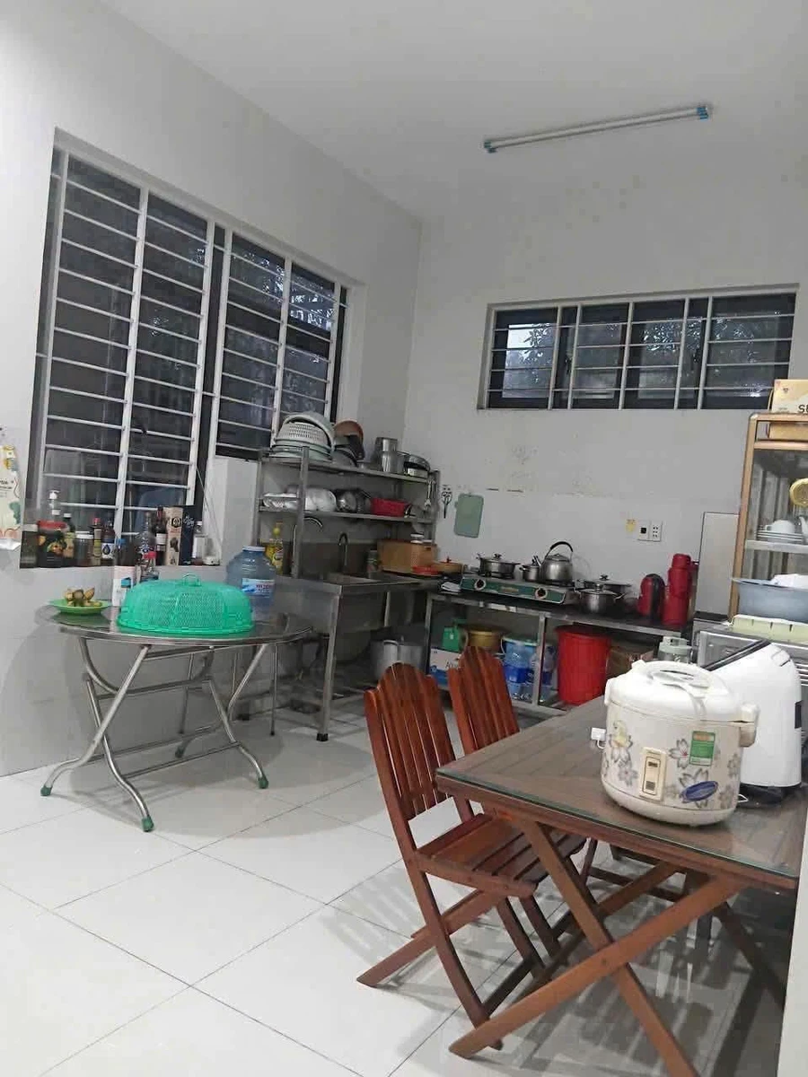 Bán nhà 1 trệt 1 lầu 150m² 3PN phường Phú Thọ, Thủ Dầu Một giá 4 tỷ - Ảnh thu nhỏ 4