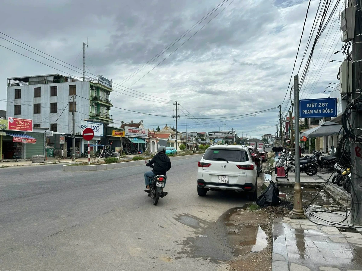 Bán mặt tiền Hoàng Trọng Mậu, Huế, 199m2, 4.776 tỷ - Ảnh 1