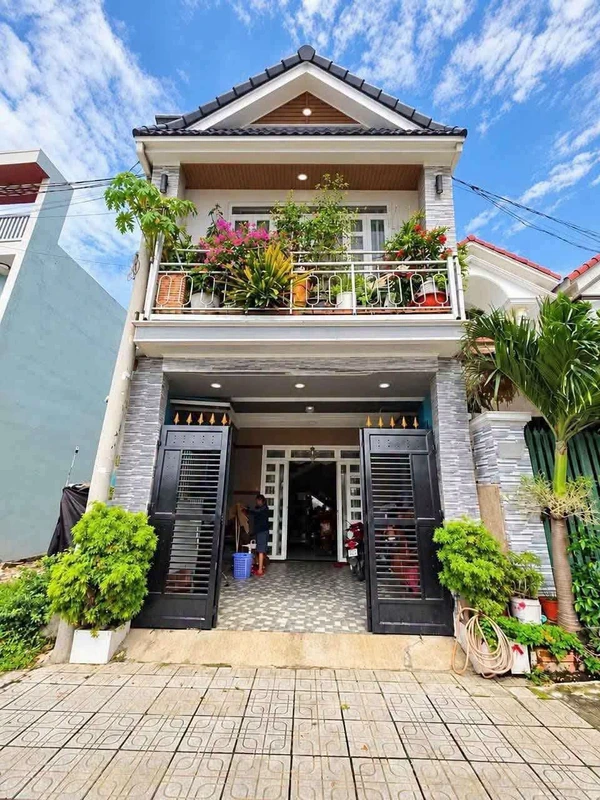 Bán nhà 4 phòng ngủ 120m² giá 3 tỷ 890 triệu Dĩ An