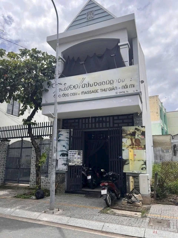Bán nhà 1 trệt 1 lầu 80m2, 3PN gần nhà thờ Chánh Tòa, trung tâm Bà Rịa, giá 4,2 tỷ