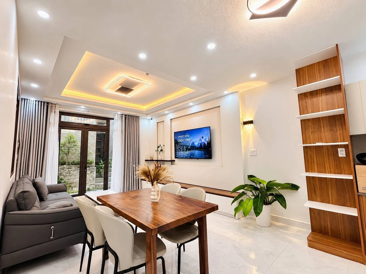 Bán nhà 10 phòng + thang máy Đà Lạt 250m² - 8 tỷ - Ảnh thu nhỏ 4