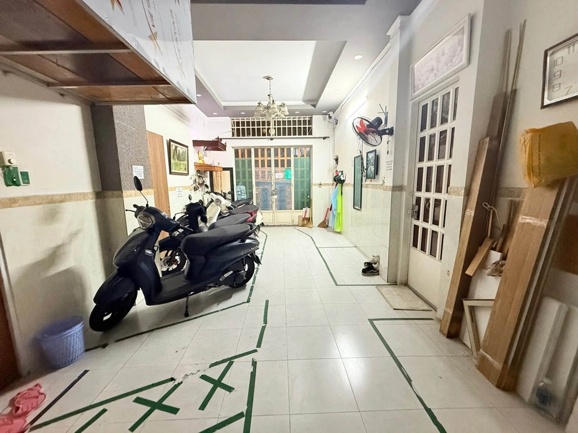 Nhà 4 tầng 60m2 cho thuê 9 phòng, Phường 5 Bình Thạnh, giá 6 tỷ - Ảnh 1