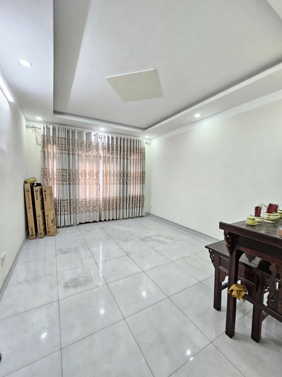Bán nhà 1 trệt 2 lầu 60,7m2 4 tỷ Dĩ An - Ảnh thu nhỏ 4
