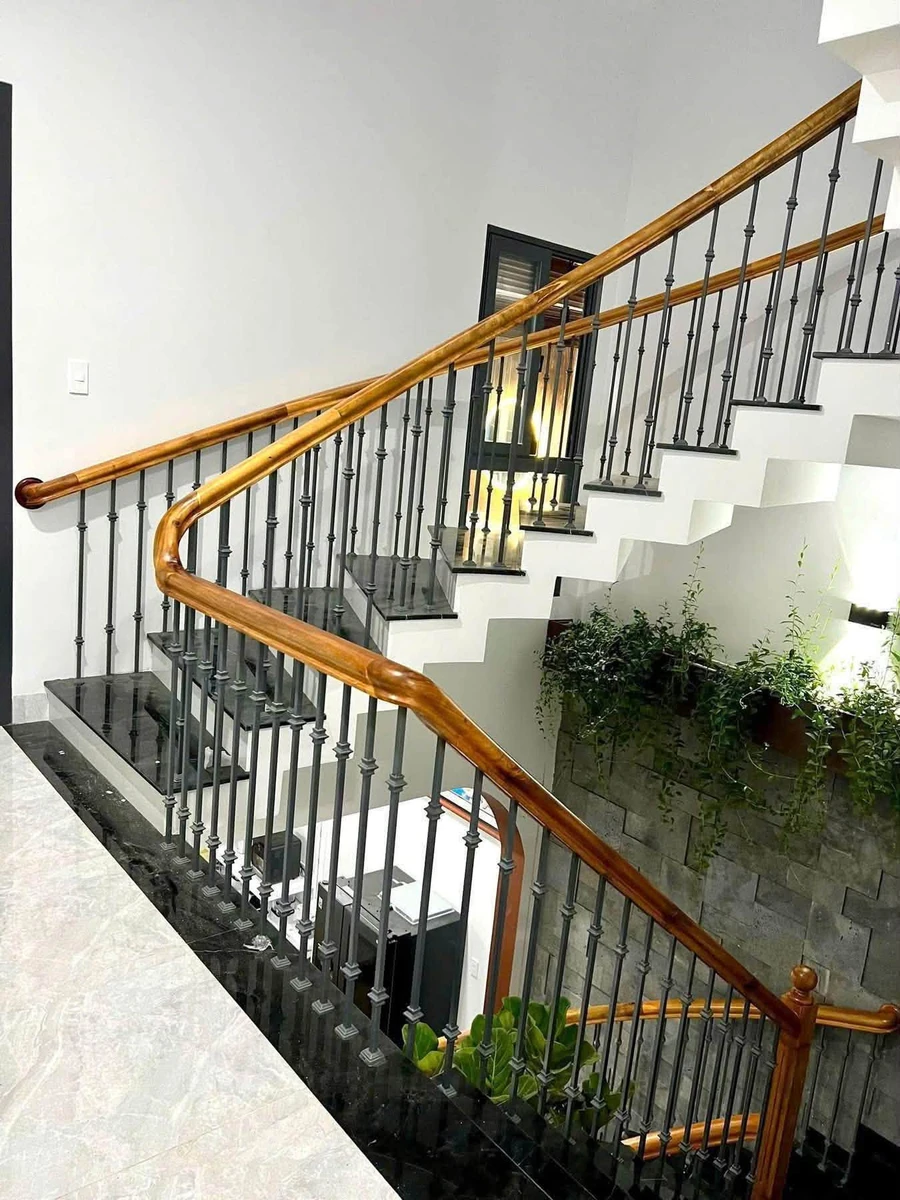 Bán nhà 1 trệt 2 lầu 250m2 Phan Thiết, 7,9 tỷ - Ảnh thu nhỏ 2