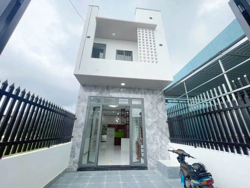 Bán nhà lầu 3PN 1 tỷ 850 triệu Đức Hoà Long An