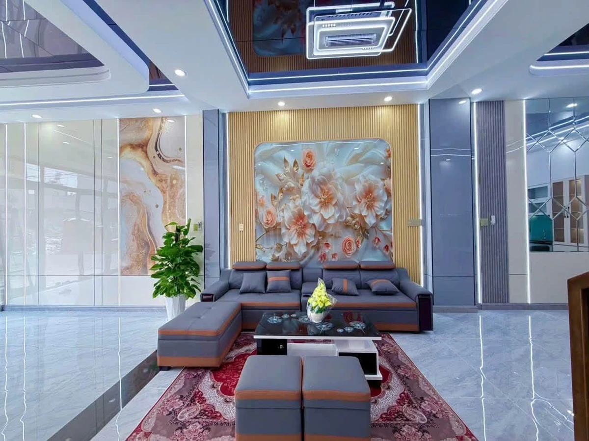 Bán nhà 1 trệt 2 lầu 73m2, 4PN, tặng full nội thất, giá 5,5 tỷ, Phường Hóa An, Biên Hòa - Ảnh thu nhỏ 4