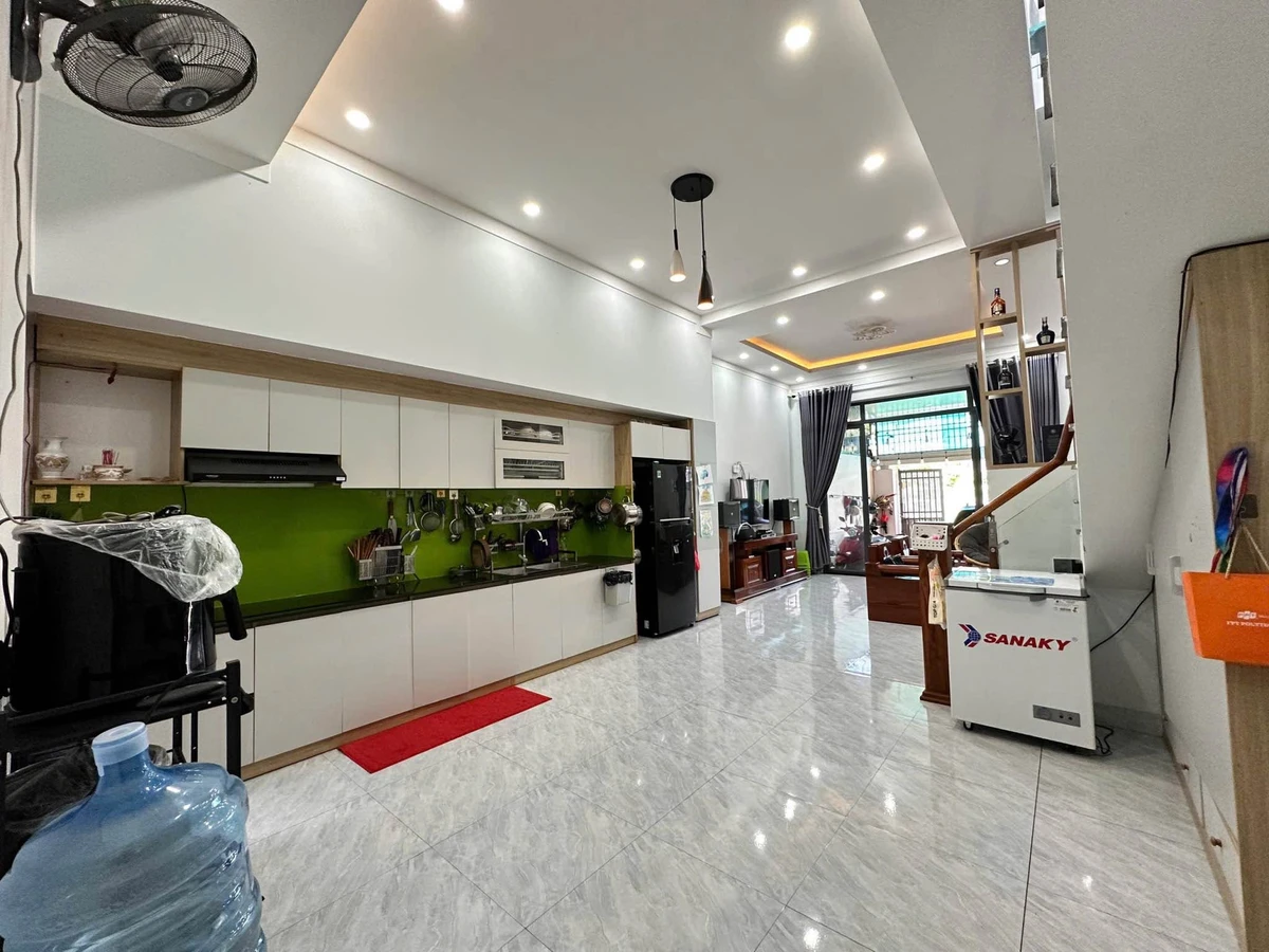 Nhà bán 2 tầng 100m² gần CoopMart Hóc Môn, 3.2 tỷ - Ảnh thu nhỏ 4