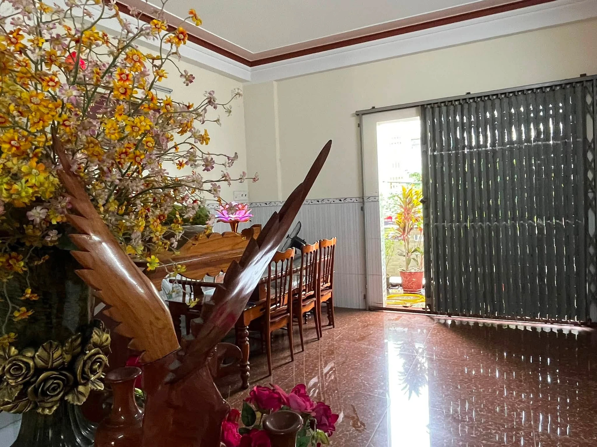 Bán nhà 3,5 tầng 215m² Nguyễn Tất Thành 8,5 tỷ - Ảnh 1