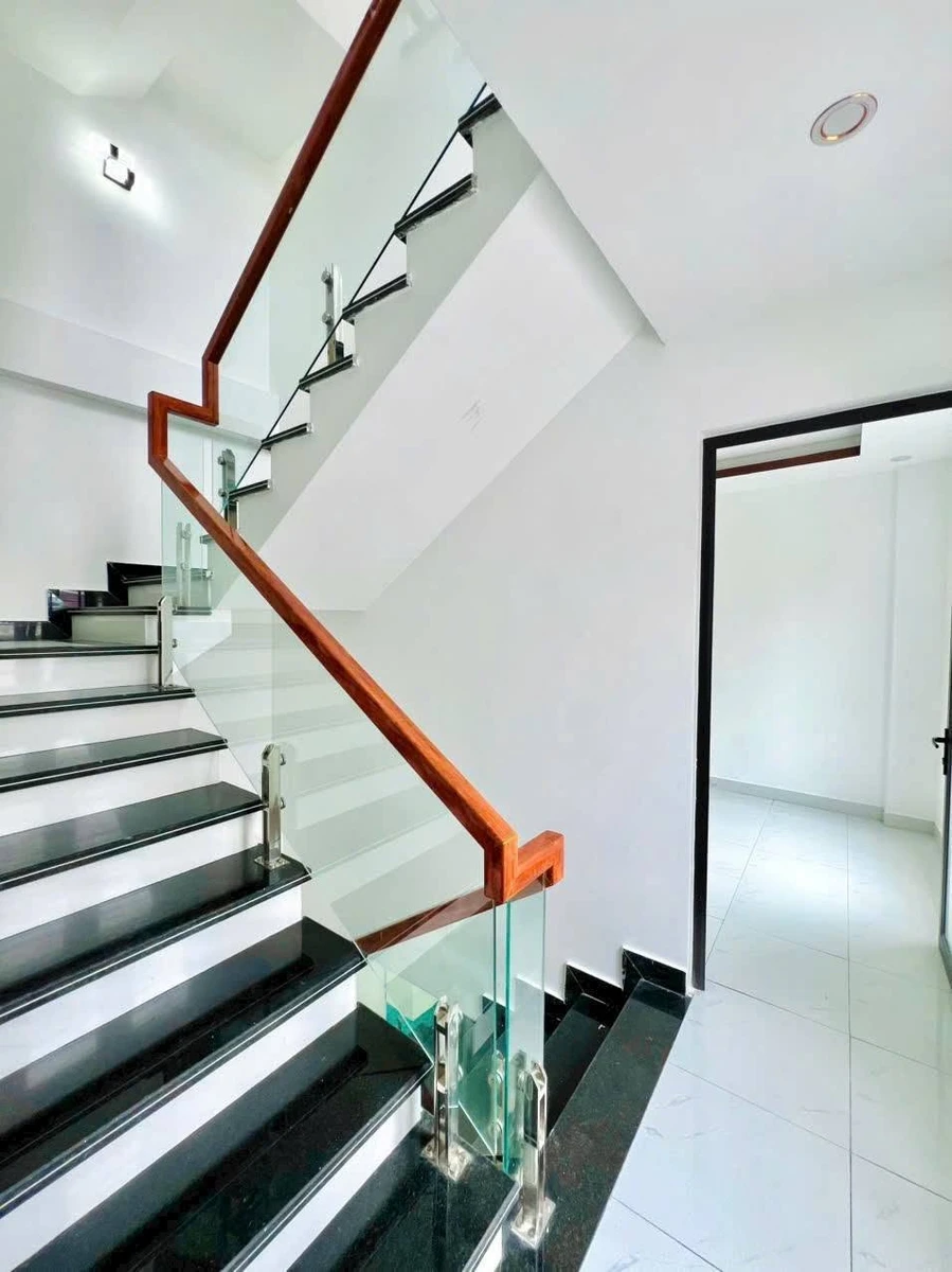 Bán nhà 4 tầng Lê Lai 38m² 2,9 tỷ Quận 1 - Ảnh thu nhỏ 5
