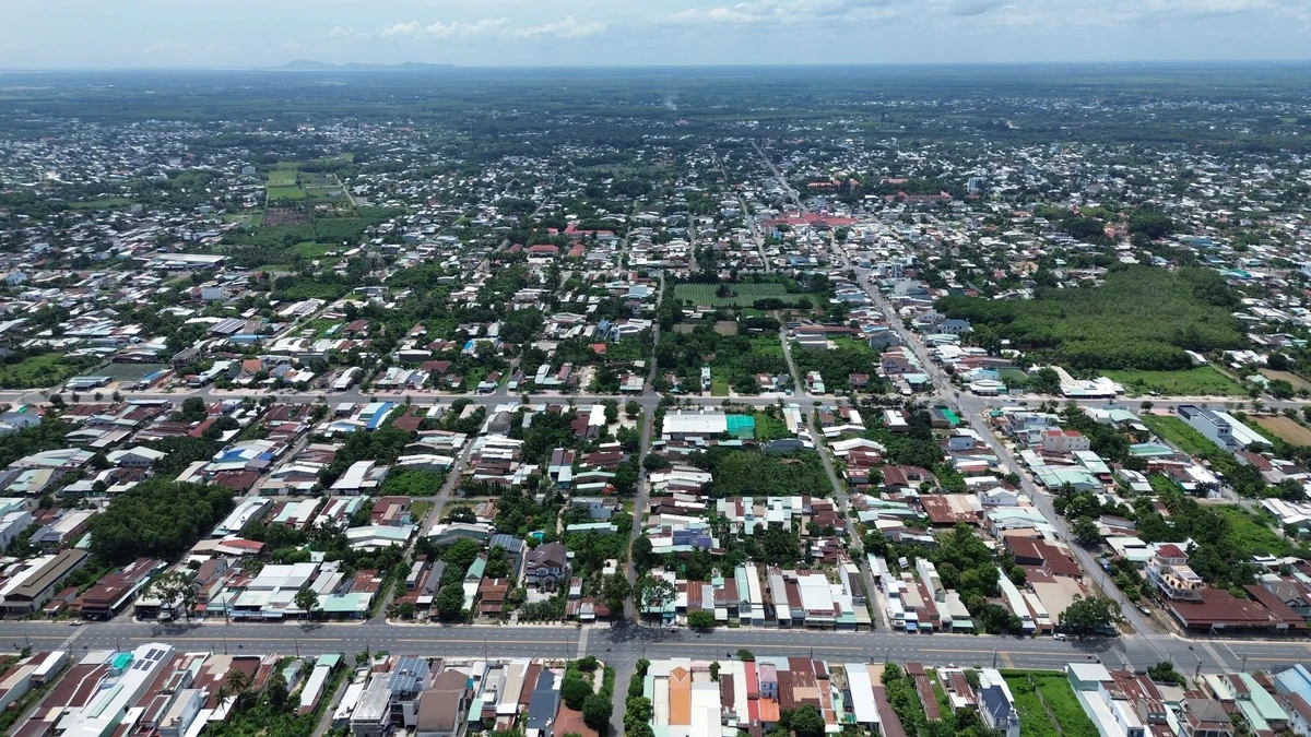 Bán đất thổ cư 283,7m² ngang 10m có nhà cấp 4 tại Long Thành, Hòa Thành, Tây Ninh - Ảnh 1