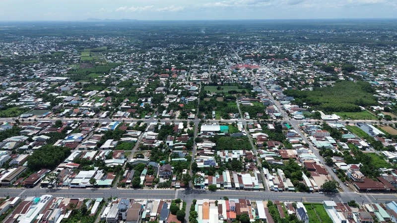 Bán đất thổ cư 283,7m² ngang 10m có nhà cấp 4 tại Long Thành, Hòa Thành, Tây Ninh