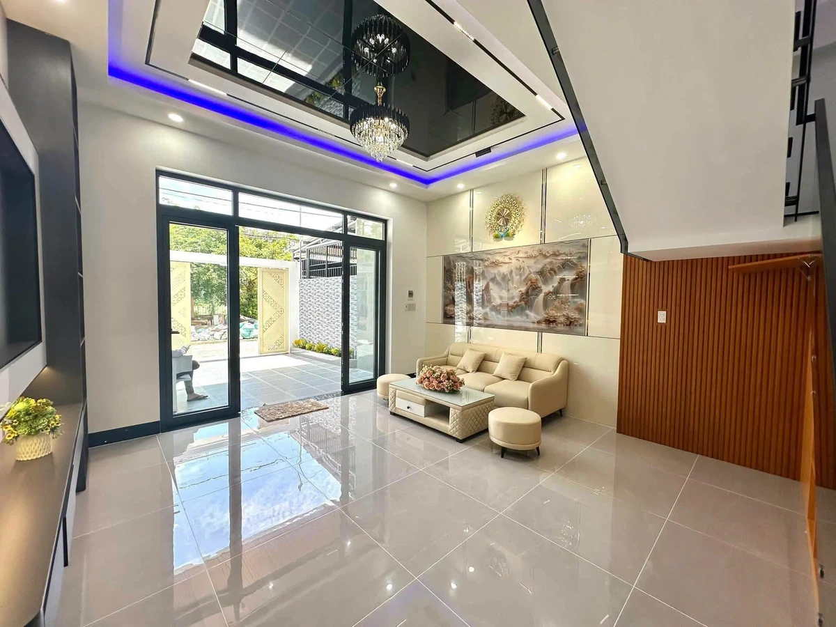 Bán nhà mặt tiền Rạch Giá, An Giang, 125m2, 4 PN, 4.35 tỷ - Ảnh thu nhỏ 3