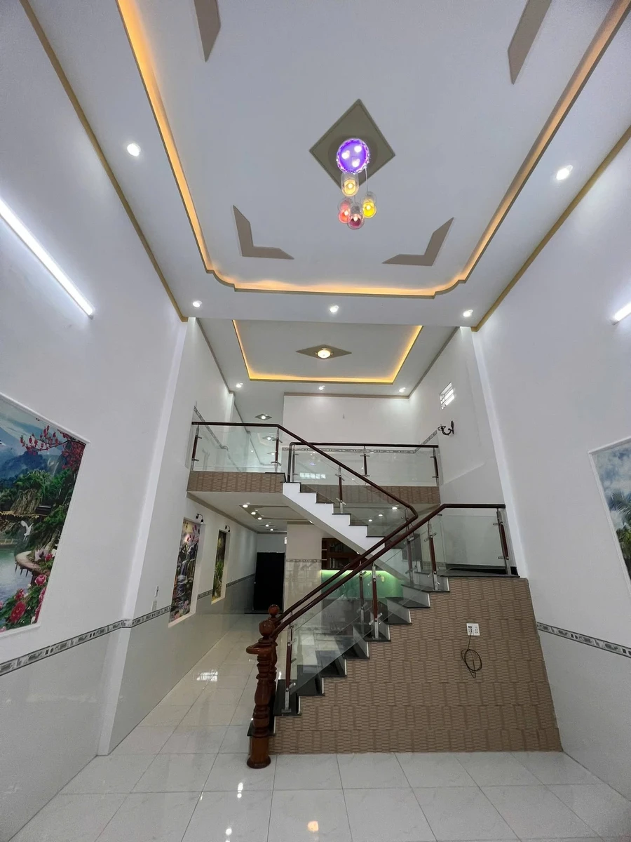 Bán nhà trệt lửng 115m² 3 PN 2 mặt tiền Nguyễn Thái Học - Ảnh thu nhỏ 2