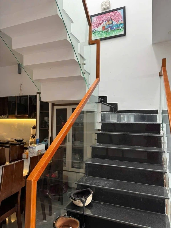 Bán nhà phố 5PN 96m² hẻm xe tải Nguyễn Văn Trỗi, Đà Lạt 870ha