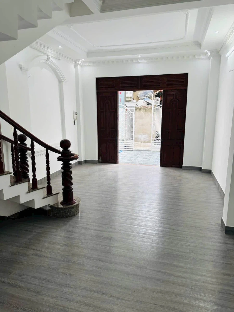 Bán nhà 4 tầng 68m² trung tâm Vũng Tàu 5 tỷ 5 - Ảnh thu nhỏ 2