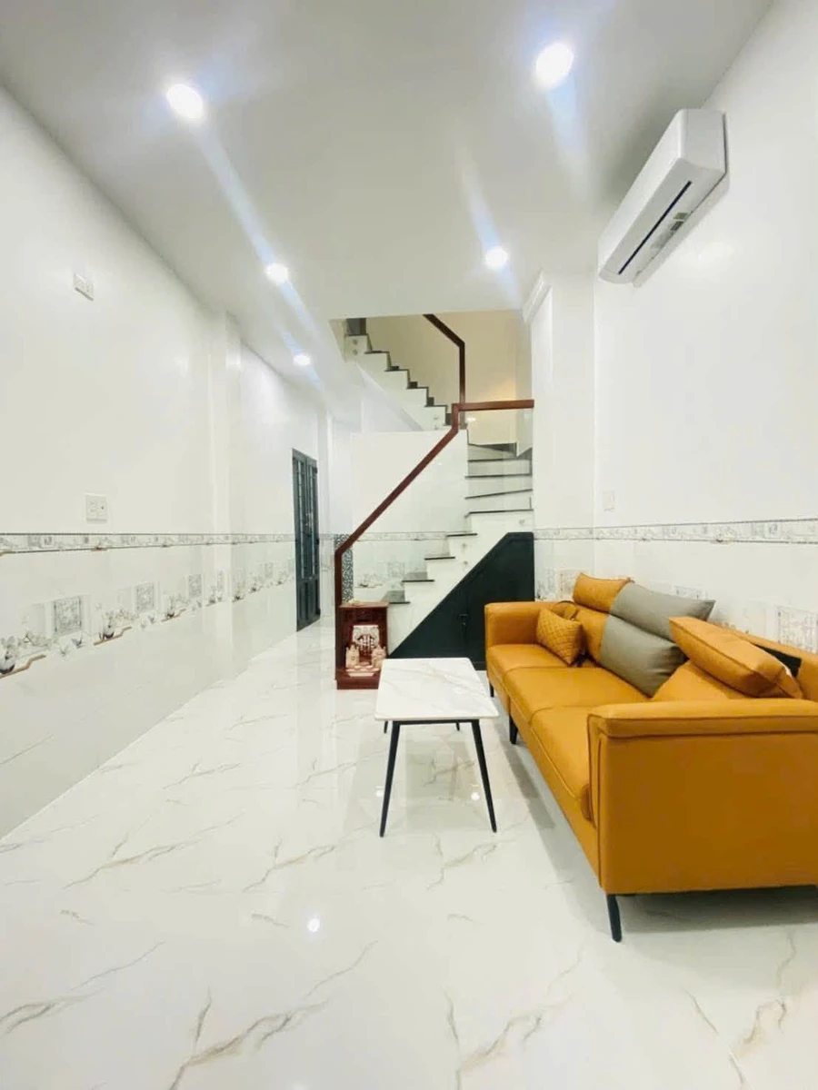 Bán nhà phố 4PN lô góc 3 mặt hẻm, 26m² Quận 10 - Ảnh thu nhỏ 2