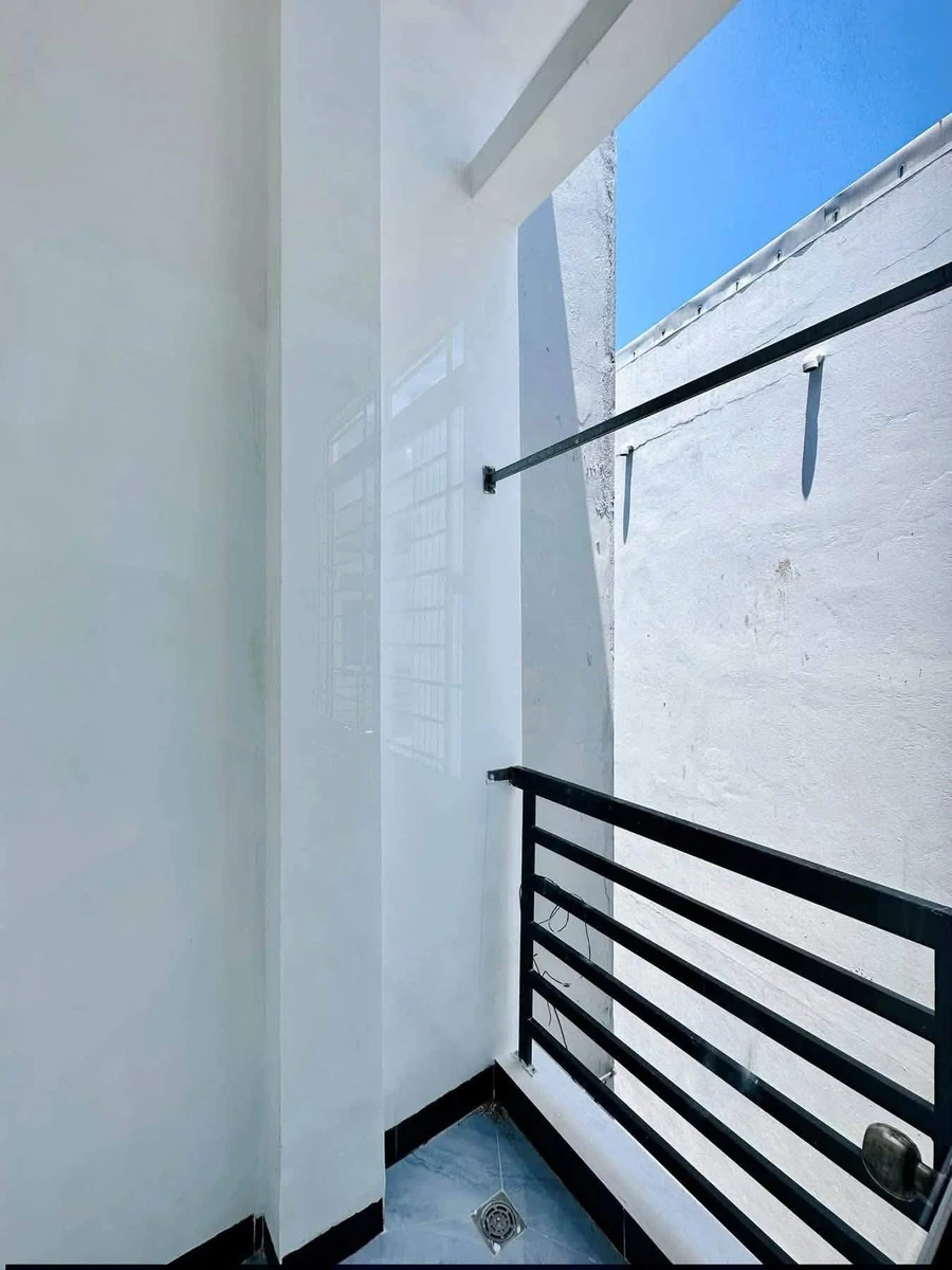 Bán nhà hẻm 40m2 đường Lý Thái Tổ Quy Nhơn 2 tỷ 5 - Ảnh thu nhỏ 5