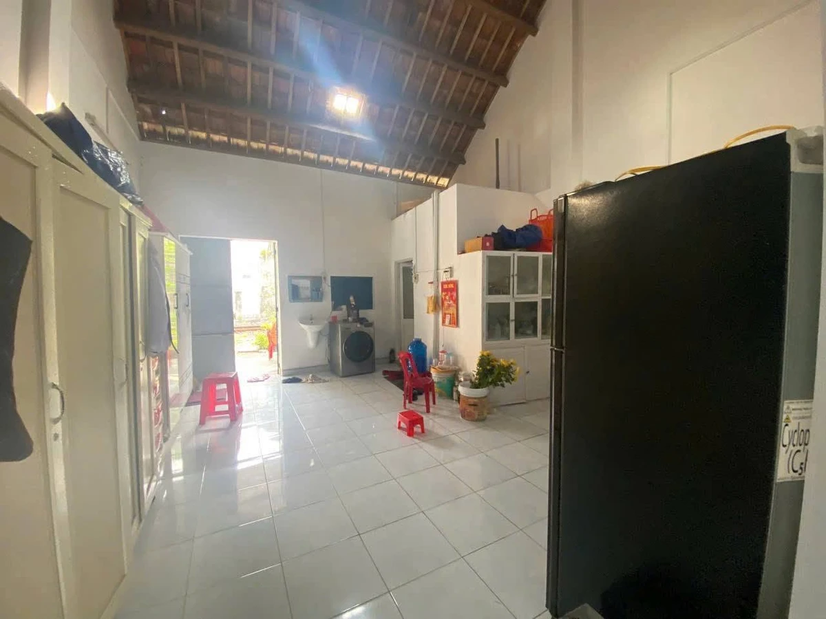 Bán nhà cấp 4 mặt tiền Nguyễn Tất Thành 70.8m2, 2.5 tỷ - Ảnh thu nhỏ 3