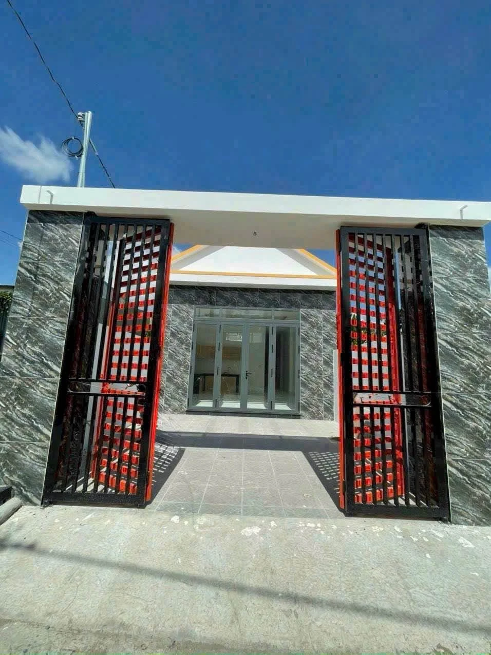 Bán nhà sổ hồng riêng 95m² 2PN gần chợ Thanh Hóa, Trảng Dài - Ảnh 1