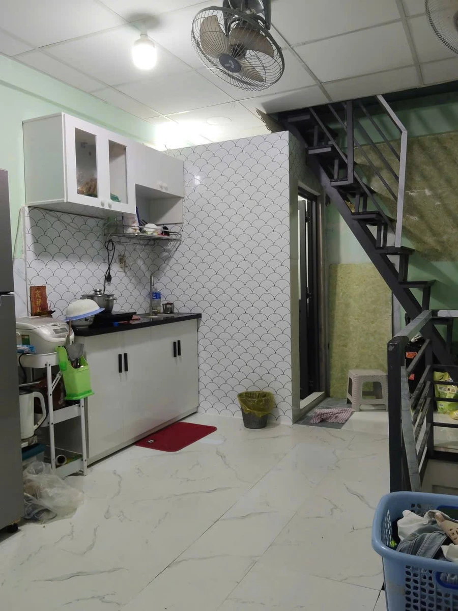 Bán nhà hẻm 6m Đội Cung Quận 11, 3x5m, trệt 2 lầu, 2PN, giá 3,1 tỷ - Ảnh thu nhỏ 5