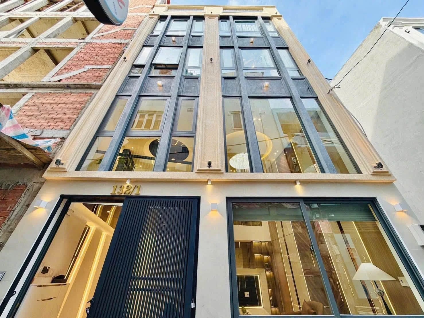 Bán nhà mới xây hẻm xe hơi có gara ô tô, 6,3x7m, đường Lý Thường Kiệt, Gò Vấp - Ảnh 1