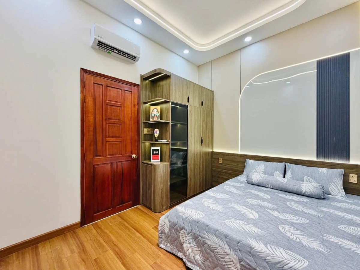 Bán nhà hẻm xe hơi 4.2x11m Nguyễn Văn Lượng, Gò Vấp, đối diện Lottemart, giá 5,47 tỷ - Ảnh thu nhỏ 4