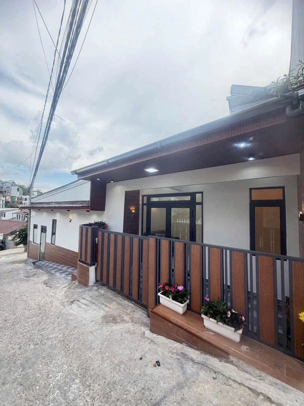 Bán nhà mới xây 70m² 3 phòng ngủ gần chợ số 4 Đà Lạt