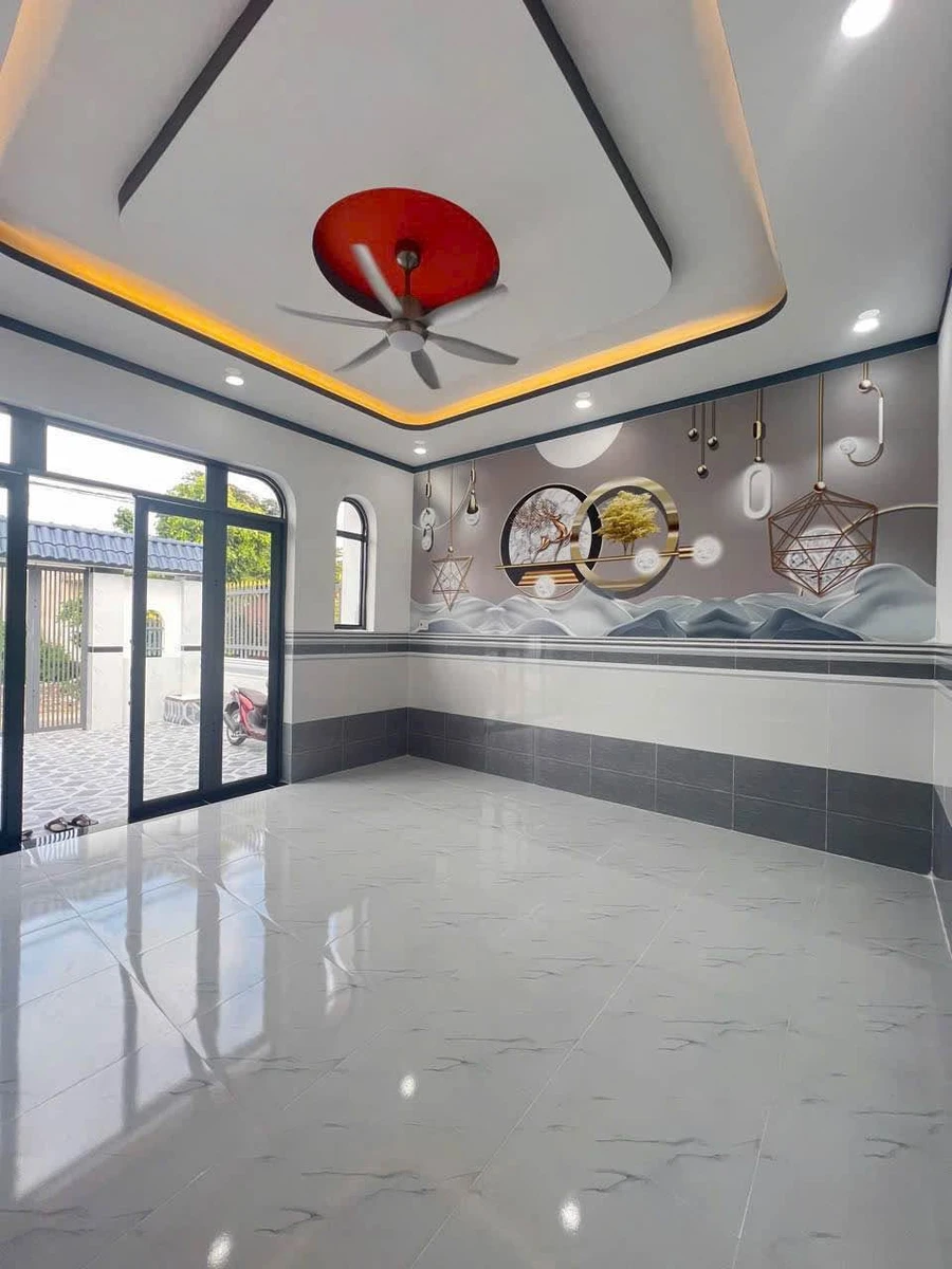 Bán nhà mới Mỹ Hạnh, 135m², 2 PN, 2 WC, 2 tỷ 250 triệu - Ảnh thu nhỏ 2