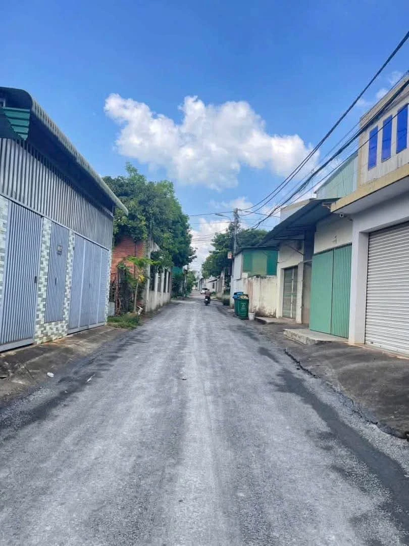 Bán nhà góc 2 mặt tiền hẻm thông đường Đỗ Nhuận, 6x19m, giá 4,999 tỷ, Buôn Ma Thuột - Ảnh thu nhỏ 2