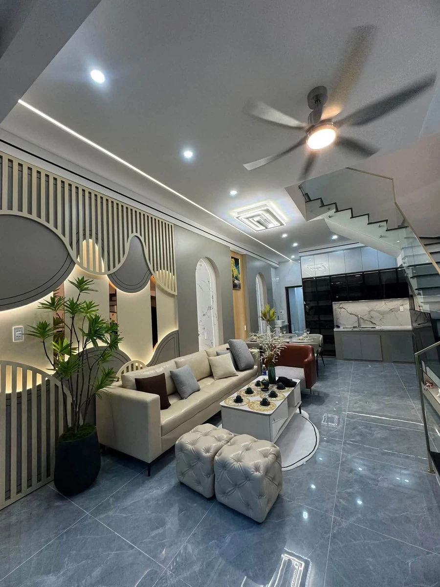 Bán nhà 3 tầng 61m² 5,6 tỷ Quận 4 - Ảnh thu nhỏ 2