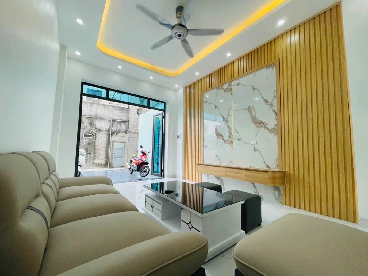 Bán nhà 3 tầng 67.6m² Trương Hán Siêu, Quận 12, giá 1.9 tỷ - Ảnh thu nhỏ 2