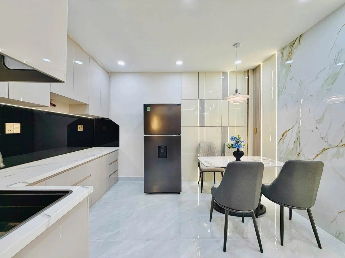 Bán nhà hẻm Nguyễn Văn Lượng Gò Vấp, 4,15x11m, 1 trệt 1 lầu, 2PN, full nội thất, 5,47 tỷ - Ảnh thu nhỏ 4