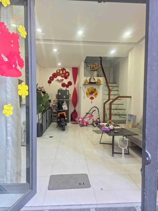 Bán nhà 2 tầng 110m² 5PN Bùi Minh Trực Q8 9 tỷ gia970trieu
