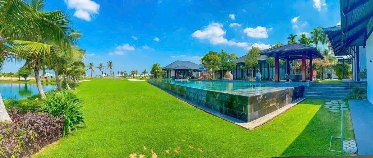 Nhà phố 75m2 3 tầng giá 2.3 tỷ gần Vinhomes Hóc Môn - Ảnh thu nhỏ 3
