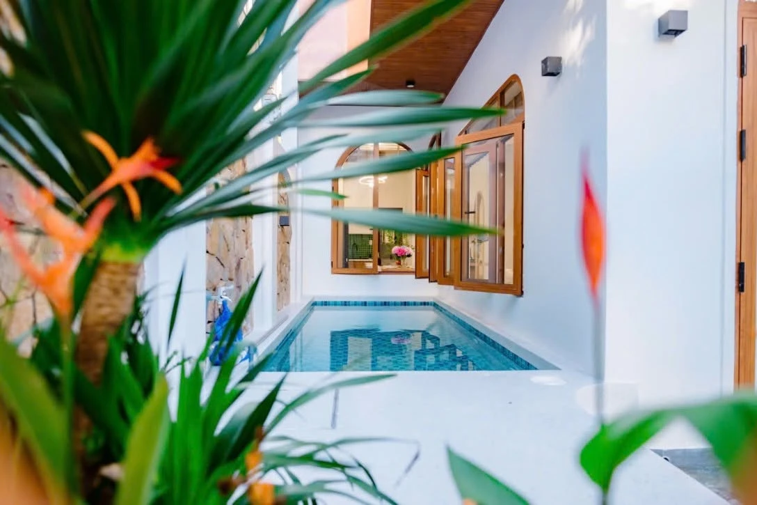 Bán nhà 3 tầng 97m² đường Nguyễn Chế Nghĩa, Sơn Trà, Đà Nẵng, 5 phòng ngủ có hồ bơi - Ảnh 1