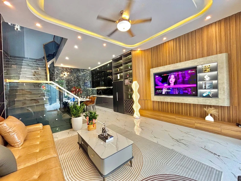 Bán nhà 3 tầng 4 phòng ngủ 100m² Hòa Xuân Đà Nẵng 6 tỷ