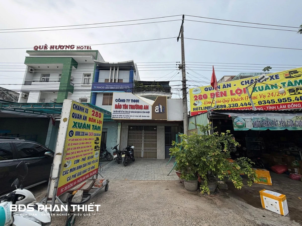 Bán nhà 3 tầng mặt tiền 97 m² Xuân An Phan Thiết 4.5 tỷ - Ảnh 1